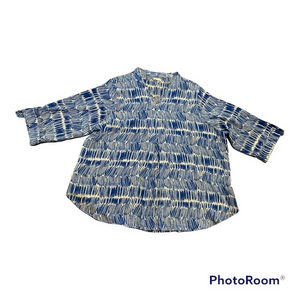 Antilia Femme Ladies Blue White Tunic‎ Top size 3X. Button tab 3/4 sleeve V neck